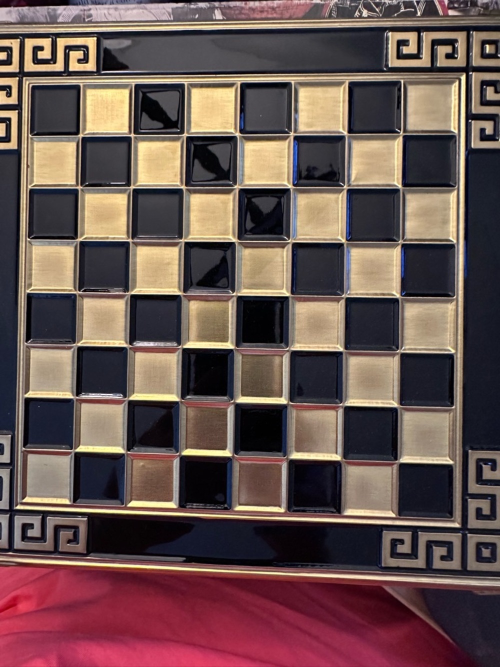 Vintage, (possibly) Early 70s , Bronze Chess Set made in Macedonia by aethra - Picture 3 of 3